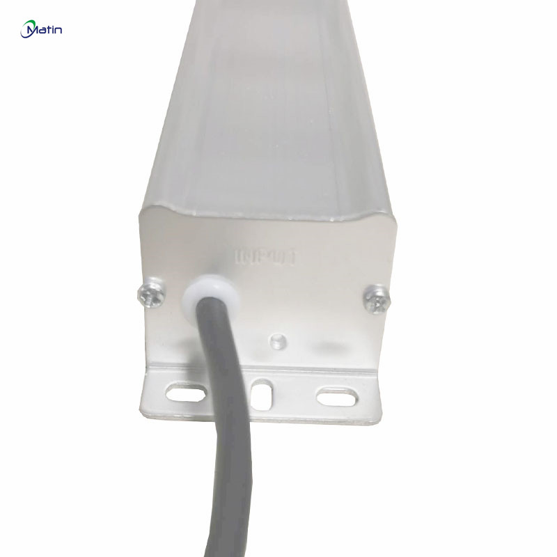 Năng lượng điện chính xác ODM ÁO dẫn đầu vận tải đường 12v 150w đều áp suất cao cấp dẫn đầu người lái